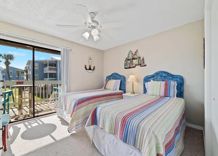 Holiday home Sea Oats E103
